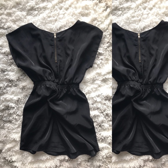 Cap sleeve dress - Picture 2 of 6